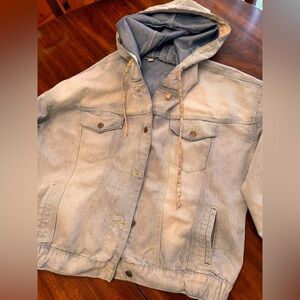 LIGHT DENIM BLUE JACKET with HOOD. SIZE LARGE.